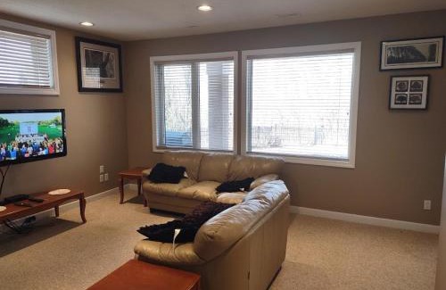 Calgary Apartment | Spacious One Bedroom Walkout Basement Suite