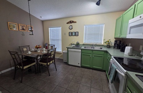 Clear Creek Villa | Spacious Orlando south facing pool villa close to Walt Disney World