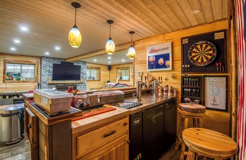 Blueberry Estates House | Spacious Ossipee Waterfront House Perfect for Activities & Entertainment