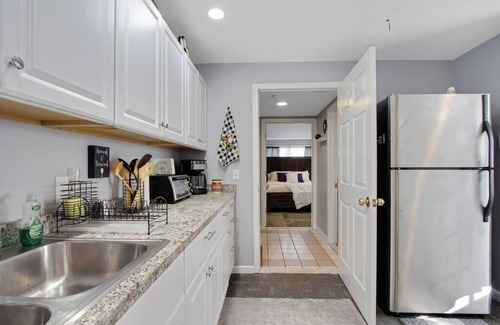 Cheektowaga House | Spacious Parking BBQ Patio Laundry