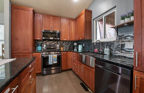 Lamar Heights Area House | Spacious Parkside Home Between Denver /Boulder