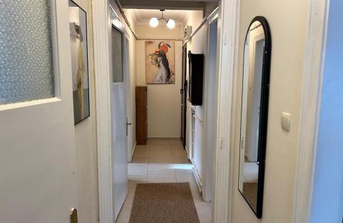 Gumussuyu Mahallesi Apartment | Spacious & Peaceful 2BR Central Apt. W/Balcony