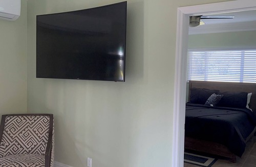 Nicholls Town Apartment | Spacious, Peaceful 2 bedrooms 2 baths apartment