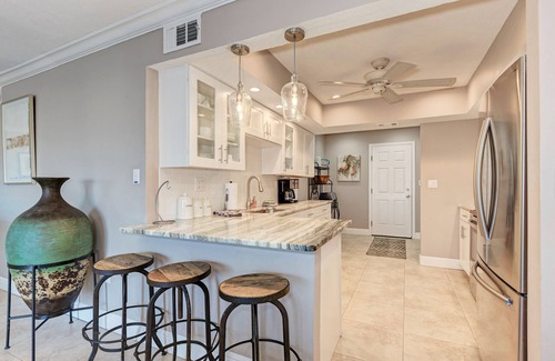 Siesta Key Condo | Spacious Penthouse 3bd/3bath, nOn the Beach, Great Views!