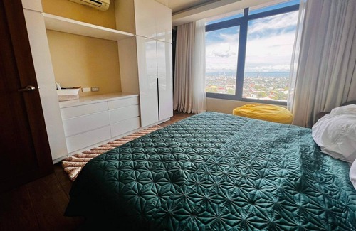 Danao City Condo | Spacious Penthouse in Cebu City w/ Stellar Views