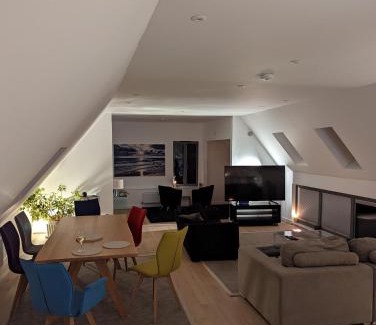 Salisbury Apartment | Spacious penthouse with great views of the Cathedral