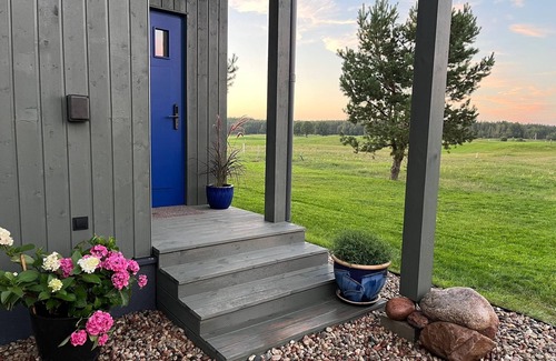 Alytus county House | Spacious Pet Friendly Vacation Home w/Giant Windows Facing Golf Course