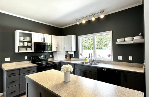 Harbor Springs House | Spacious Pet Friendly Home w/Game & Exercise Room
