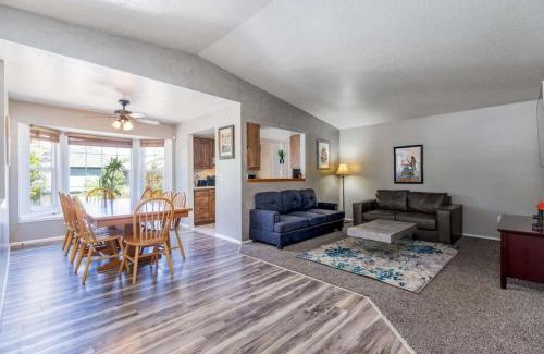 West Jordan House | Spacious Pet Friendly Retreat