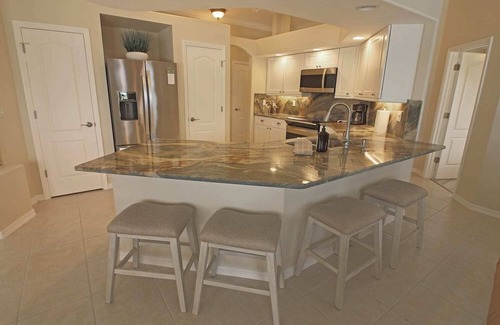 Long Meadow House | Spacious Pool and Expansive Canal Views #811