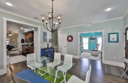 St. Petersburg - Clearwater House | Spacious Pool House w/Mini Golf 5 min from the beach!