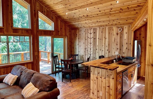 Priest River Cabin | Spacious Priest Lake Retreat with lake views and pet friendly