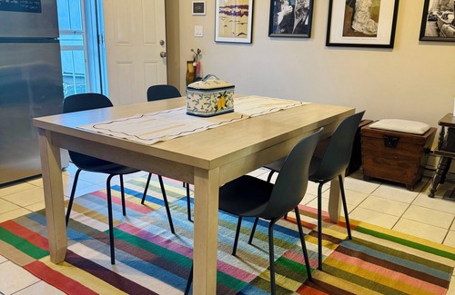 Bushwick House | Spacious Private Bushwick Bedroom - Close to Subways,Manhattan & Pet-Friendly!