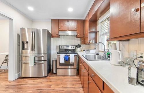 Burlington House | Spacious Private Retreat Near Greensboro & Durham!