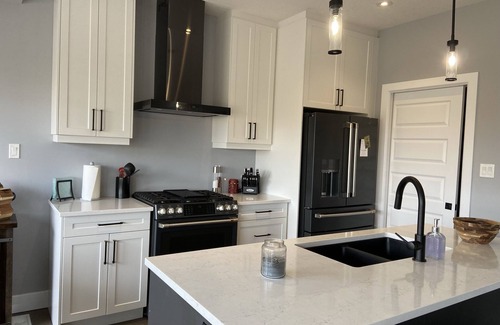 London House | Spacious private room in new home