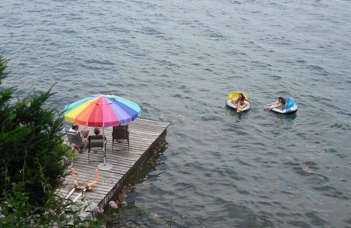 Skaneateles Cottage | Spacious, private, very desirable 3-bedroom lakefront cottage in the FIngerlakes