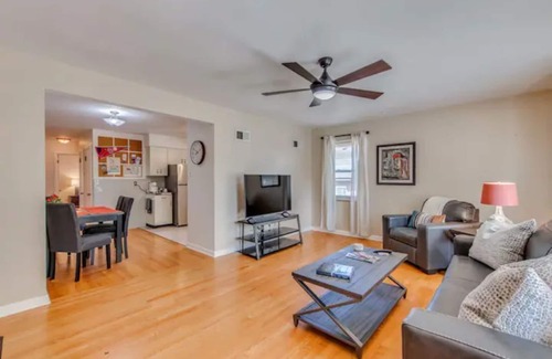 St. Louis Hills Condo | Spacious | Quiet | 1 bedroom duplex w free parking!