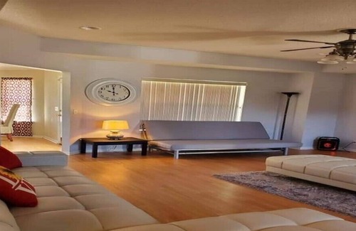 Brunswick House | Spacious, Quiet, Home Away From Home