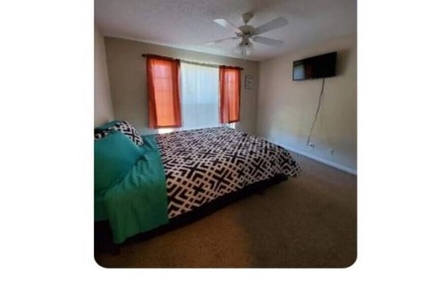Brunswick House | Spacious, Quiet, Home Away From Home