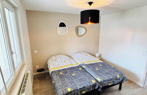 Monnieres House | Spacious, quiet house - 4 bedrooms