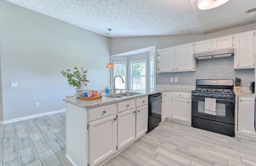 Lawrenceville House | Spacious ranch home w/skylight ceiling & attached sunroom. 3 mins to interstate.