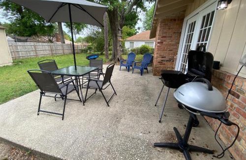 Northeast Pensacola House | Spacious Ranch Home Near Airport