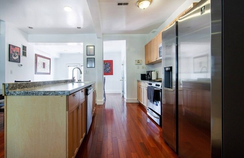 Petworth House | Spacious, Relaxing, 4 Bd 3.5 Ba Home In Petworth!