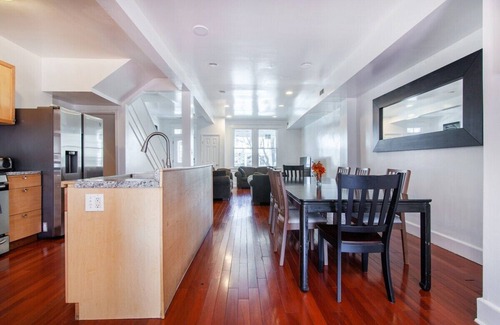 Petworth House | Spacious, Relaxing, 4 Bd 3.5 Ba Home In Petworth!