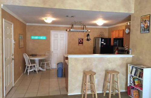 Kyle House | Spacious, Relaxing, Kyle Home with a Pool Table!