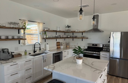 Schertz House | Spacious Remodeled Home on Large Lot – Modern Amenities & More