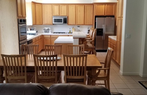 Reno House | Spacious Reno Retreat 4Bd/3Ba approx 3200 sqft home on 1/3 Acre