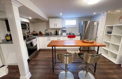 Wexford - Maryvale Apartment | Spacious & Renovated 1BD Suite w/parking