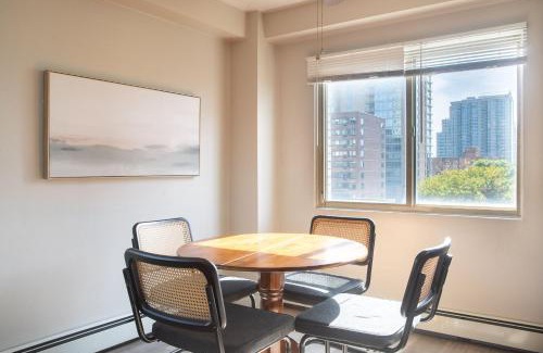 Lower East Side Apartment | Spacious Renovated 2BR Apt Close to Brady St