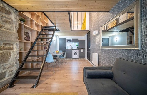 Voltaire - Saint Amour Apartment | Spacious renovated loft - University - Guillotière