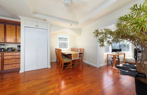 Petaluma House | Spacious Renovated Mid-Century Charmer - New