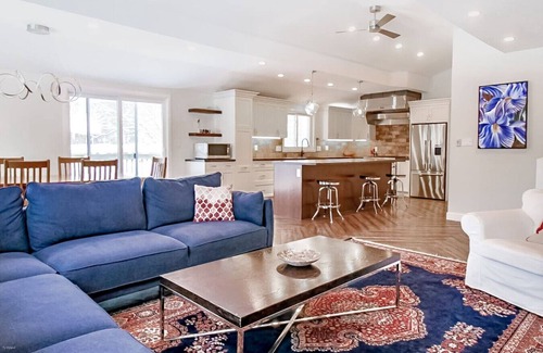 Flesherton House | Spacious Retreat: 7 BR/5 BA Near Beach & Trails