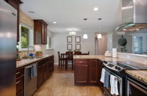 Allendale Area House | Spacious Retreat Ensuite Bedrooms Large Yard