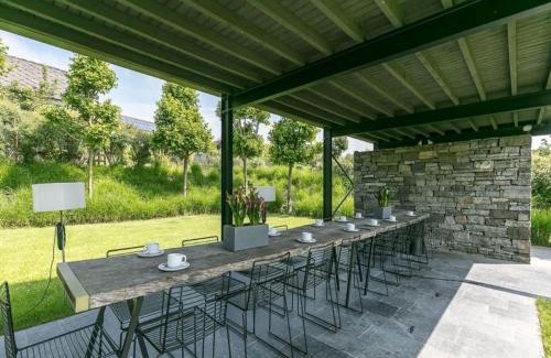 Anhee House | Spacious Retreat in Denée