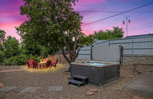 Dupont House | Spacious Retreat W Hot Tub & Bbq