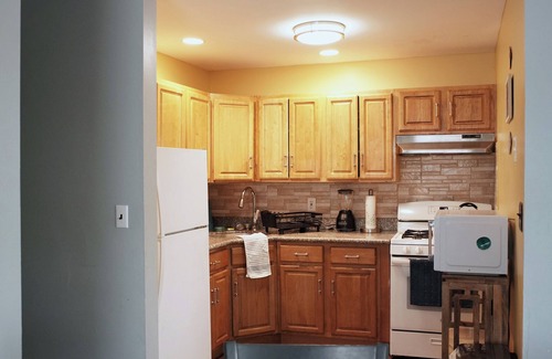 Arverne Apartment | Spacious Rockaway Retreat Surf & WFH-Ready3-BR apartment in charming Queens