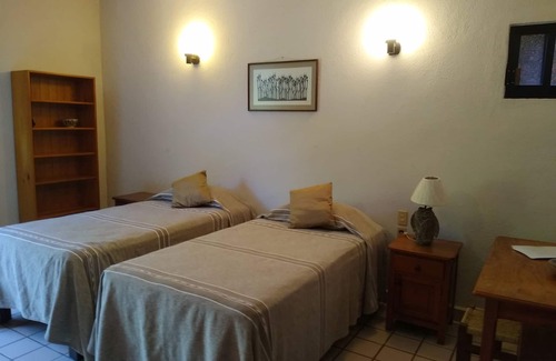 Ixtapa - Zihuatanejo House | Spacious room in family guesthouse walking distance to La Ropa beach