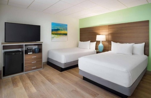 Moorings Hotel | Spacious Room Perfect for Beach Lovers and Explorers