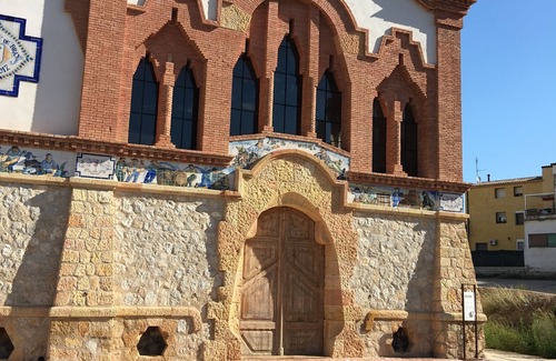Horta de Sant Joan Apartment | Spacious rural apartment with wifi ideal for families or groups