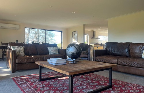 Greta Valley Cabin | Spacious rural lodge - ideal for groups, families, friends and celebrations