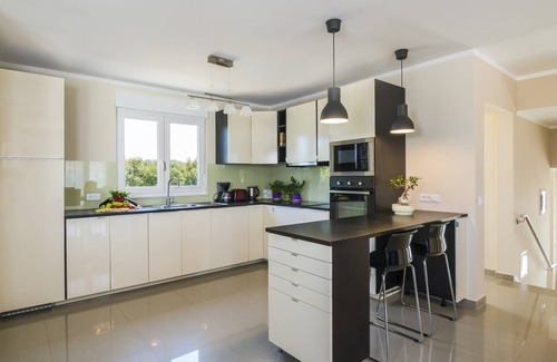 Rogocana Villa | Spacious Rural Villa w/pool