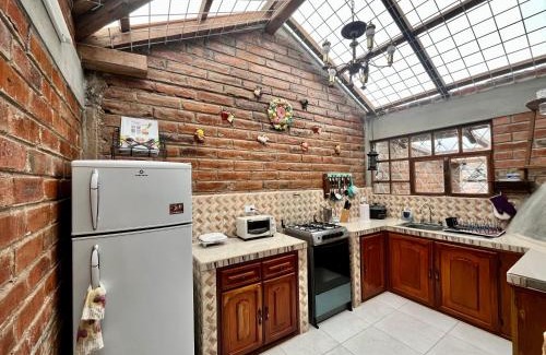 El Angel Villa | Spacious Rustic Villa - San Isidro, Carchi