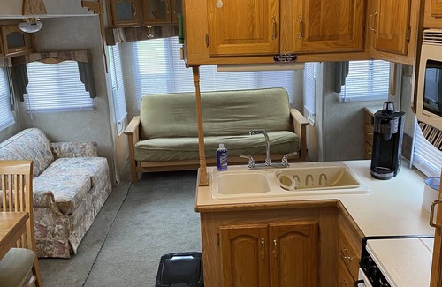 St. Johnsville House | Spacious RV on the Canal
