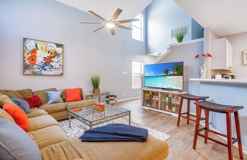 San Antonio House | Spacious San Antonio Home! Near UTSA & SeaWorld