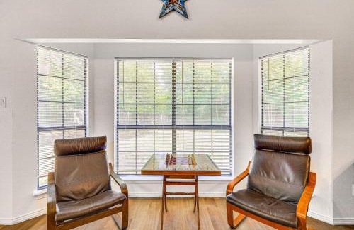 North San Antonio - SAT House | Spacious San Antonio Home Google Fiber, Game Room