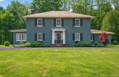 Saratoga Springs House | Spacious Saratoga Rental - 2 miles to Broadway, 4 miles to track